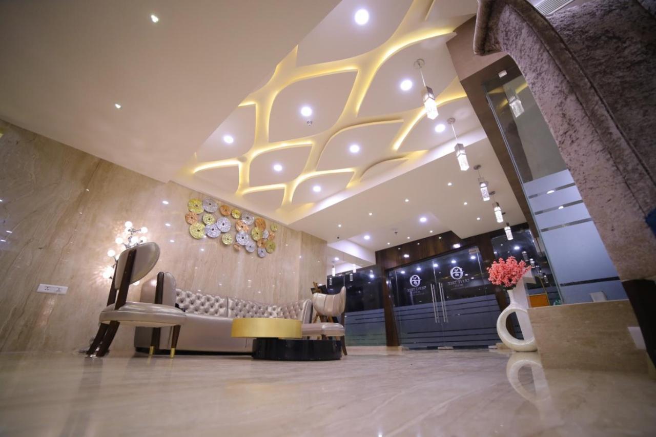 Olive Tree Hotel 비자야와다 외부 사진