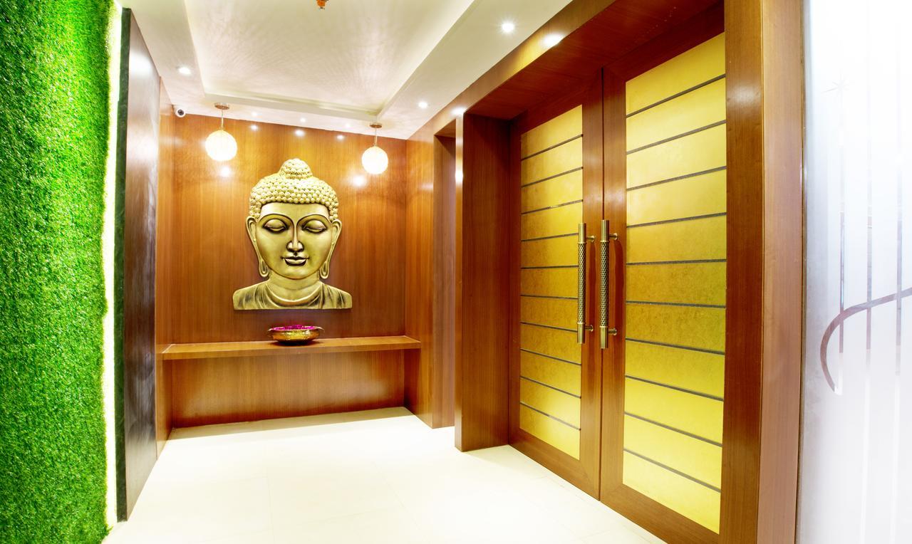 Olive Tree Hotel 비자야와다 외부 사진
