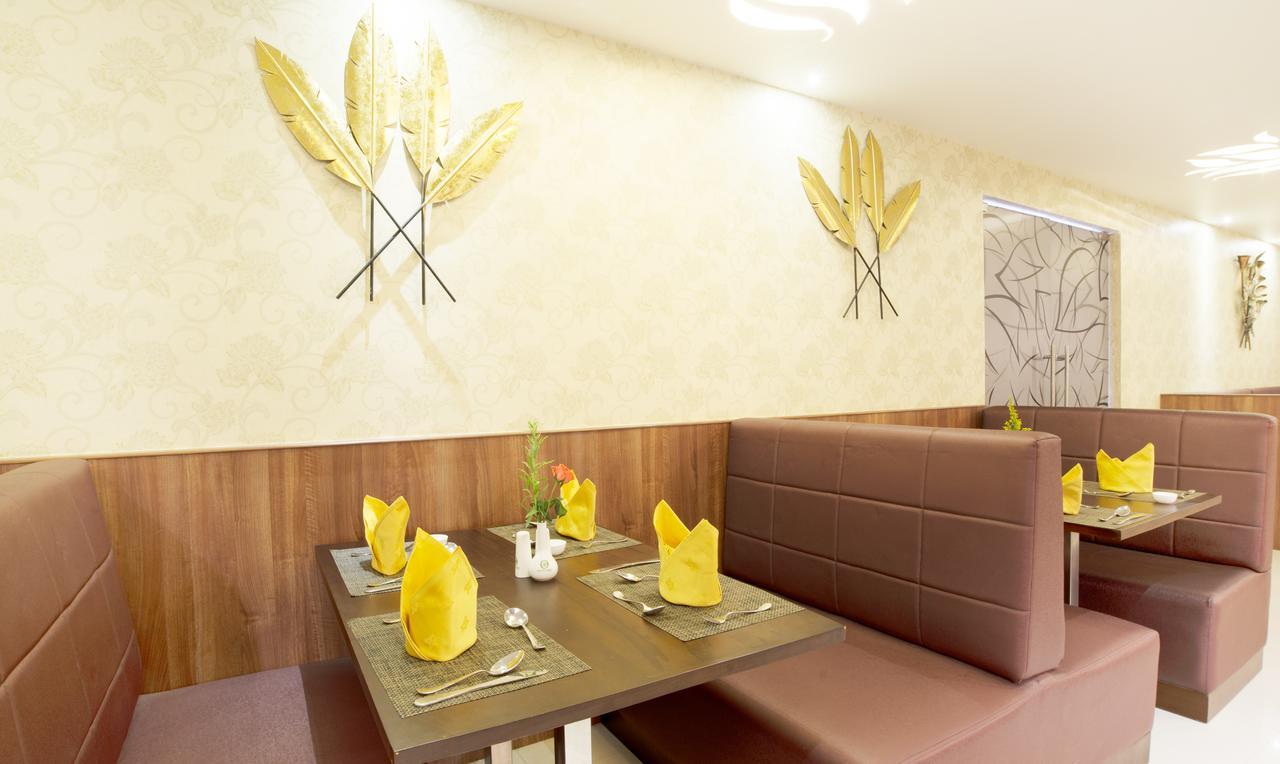 Olive Tree Hotel 비자야와다 외부 사진
